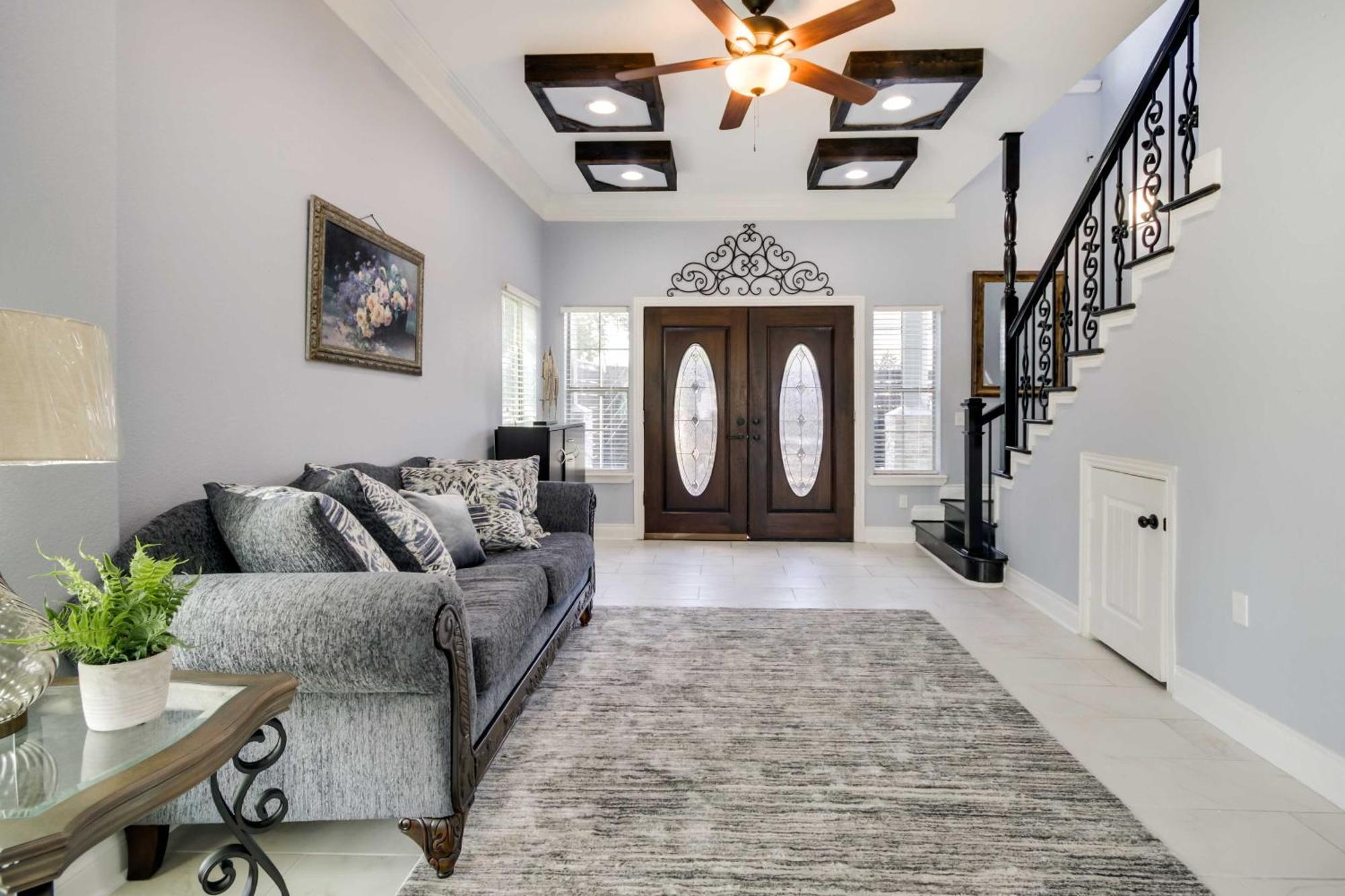 Luxe Southwest Houston Home With Balconies And Patio! Exterior photo